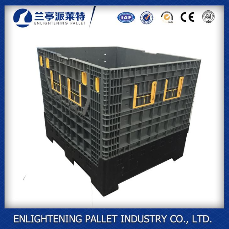 Stackable folding plastic pallet box